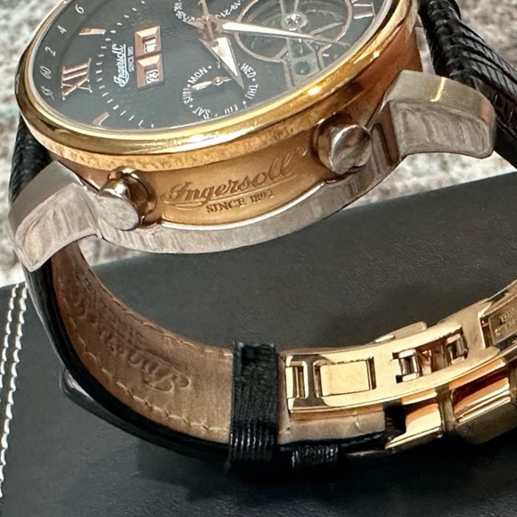 Ingersoll Men's Black and Gold Watch - Picture 4 of 10